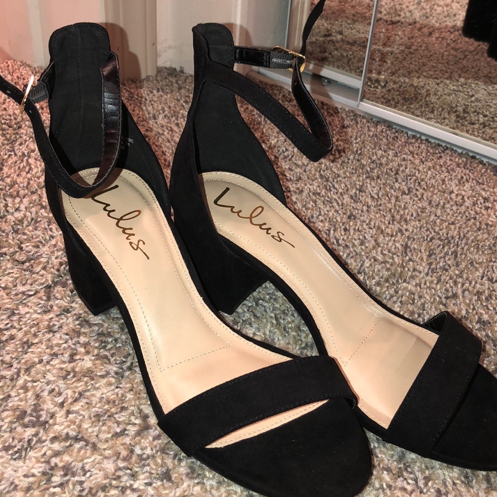 Lulus black heels- never worn